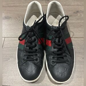 Gucci Black Leather Sneakers with Green and Red Stripes